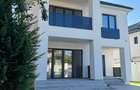 Casă individuală cu 5 camere cu Canalizare în Pipera - 1