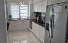 Apartament cu 3 camere semidecomandat în Florești - 2