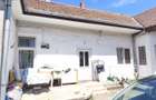 Cladire cu 2 apartamente, un spatiu comercial si anexe - Semicentral - 5