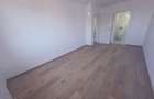 Vand apartament 3 camete cu vedere spre Tampa Tractorul - Mall Coresi - 2