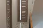 Casă cu 4 camere cu Teren 180 Mp în Exterior Vest - 3