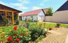 Casă cu 6 camere cu Teren 1309 Mp în Orlat - 4