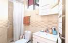 Vanzare apartament in vila, singur curte cu intrare separata totul pus la punct - 9