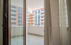 Apartament cu 3 camere decomandat în Tractorul - 32