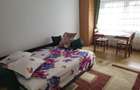 Inchiriez apartamen 2 camare - 1