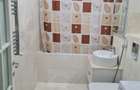 inchiriez apt. doua cam. - 8