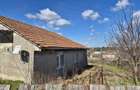 Casă cu Teren 3437 Mp în Central - 3