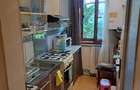 Apartament cu 2 camere semidecomandat în Km 4 - 5