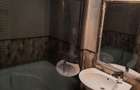 Inchiriez apartament in curte (vila)150 mp - 7
