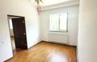 Apartament cu 3 camere semidecomandat în Basarabia - 7