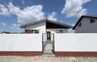 Casa Individuala - 3 camere - 2 bai - 430mp teren - 10
