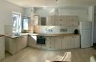 Apartament cu 3 camere decomandat în Tractorul - 5