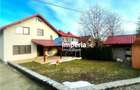 Casă individuală cu 4 camere cu Teren 400 Mp în Galata - 1