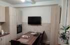 Casă cu 5 camere cu Teren 300 Mp în Traian - 9