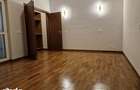 Inchiriere apartament de 5 camere Cartierul Primaverii - 2