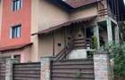 Vila compusa din doua apartamente sau schimb +diferenta cu apartament - 3