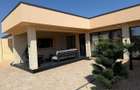Complex de case individuale cu 3 camere, pe parter. Comision 0 - 9