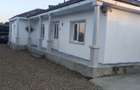 Casă cu 4 camere în Central - 2