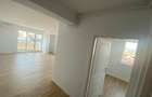 Apartament semidecomandat în Apărătorii Patriei - 3