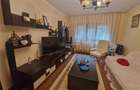 Apartament cu 4 camere decomandat în Sărari - 1