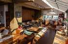 Penthouse cu un intreg perete doar din geamuri cu terasa si jacuzzi - 2
