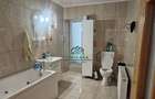 Casă cu 8 camere cu Teren 426 Mp în Parc Zăvoi - 24
