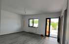 Casă cu 3 camere cu Teren 150 Mp în Lumina - 10