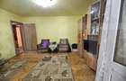 Apartament cu 3 camere decomandat în Dâmbovița - 2