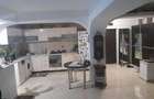 Apartament cu 3 camere semidecomandat în Far - 3