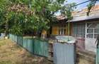 De vanzare casa caramida si Anexe Localitate Corbii Mari (Dambovita) - 2