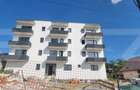 Apartament cu 2 camere decomandat în Vișani - 3