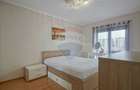 Apartament cu 3 camere decomandat în Tractorul - 9