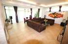 Casă cu 7 camere cu Teren 360 Mp în Sălăjan - 4