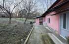 Casa demolabila  și teren 800mp cu toate utilitățile deschidere 26,5mp - 35
