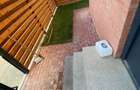 Casă cu 5 camere cu Canalizare în Central - 4 Casă cu 5 camere cu Canalizare în Central - 4