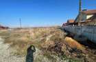 Teren intravilan de 2450 mp, în Debarcader - 1