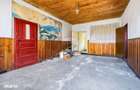 Casa / Vila cu 5 camere de vanzare - 1