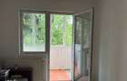 Dambu Apartament 3 camere, etaj 2/4, balcon - 2