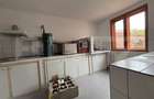 Casă de vânzare, 207 mp, zona Rogerius