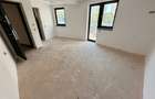 Imobil zona Mall Vitan. 13 cam. 11 bai, 5 balcoane, 2 spatii comerciale - 25