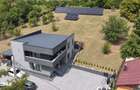 Casa Razvad, 210mp utili, teren 3226 mp, fotovoltaice 27 kW - 3