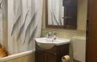 De inchiriat apartament 3 camere