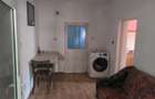 Casa de vanzare cu teren, in centru Rosia de Amaradia, Gorj - 7