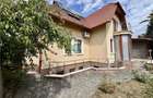 Casa cu 8 camere de vanzare, teren 1263 mp, in Sangeorgiu de Mures