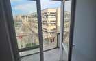 Proprietar-inchiriez Ap 2 camere, ultra-central,renovat si mobilat-nou - 2