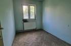 3 camere, etaj 1, centrală, balcon, bloc izolat – zona Florilor/Vlahuță - 4