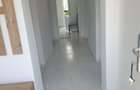 Ofer la inchirie casa,curata, mobilata, doua dormitoare, bucatarie, hol, - 6
