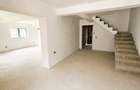 Casa cu garaj, 254 mp, teren 610 mp, zona Visan