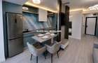 Apartament 3 camere de inchiriat la White Titanic Mamaia Nord - 11