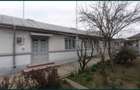 Casa de vanzare cu teren - 7